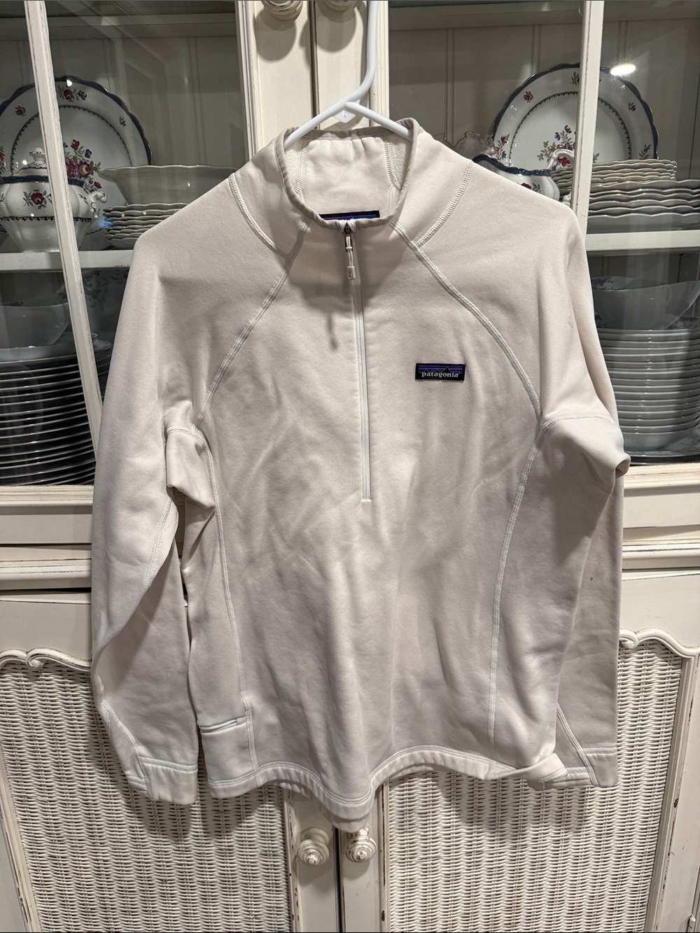 Patagonia Off-White Half-Zip Fleece Pullover large